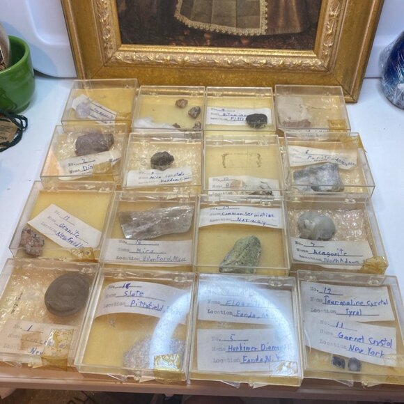 Tiny Crystal and Mineral Lot, Assorted Mixed Crystals and Minerals in case - Picture 1 of 8